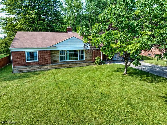 5th image of 22340 Hilliard Blvd