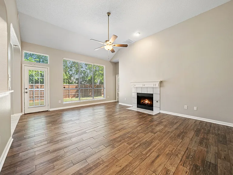 7512 Brookview Dr — Photo 17