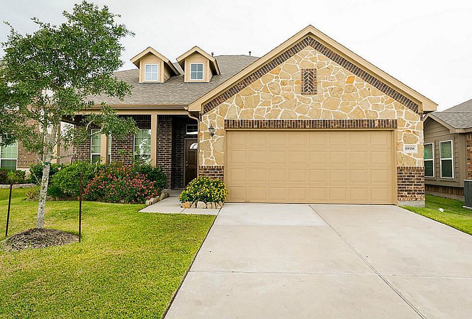 1st image of 19338 Stable Meadow Dr