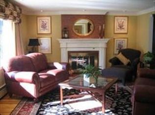 83 Livingston Cir, Needham, MA 02492