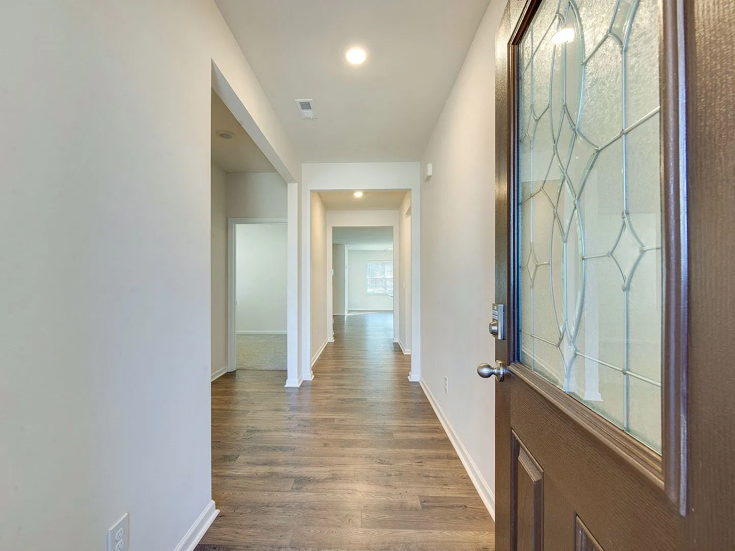 Move in ready and newer Mt. Holly ranch home that has it all! — Photo 3