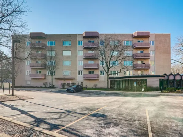 6401 Lincoln Ave Unit 207, Morton Grove, IL 60053