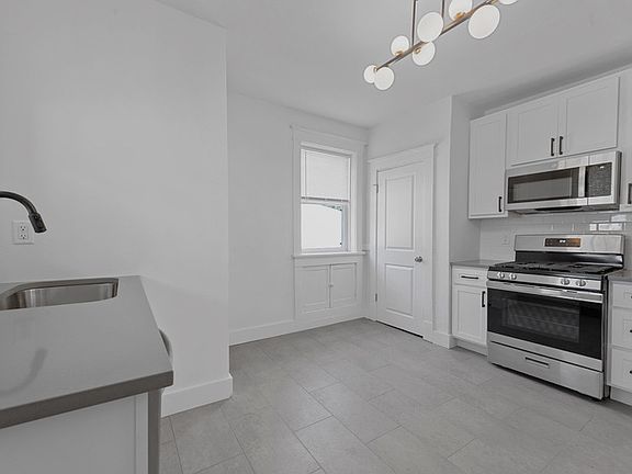 4th image of 723 Interdrive St #1