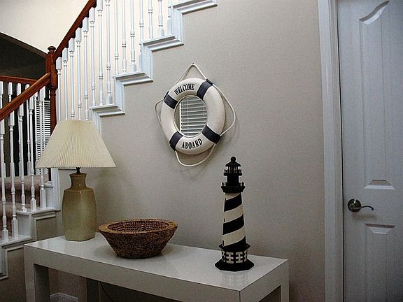 4th image of 128 Cove Cir