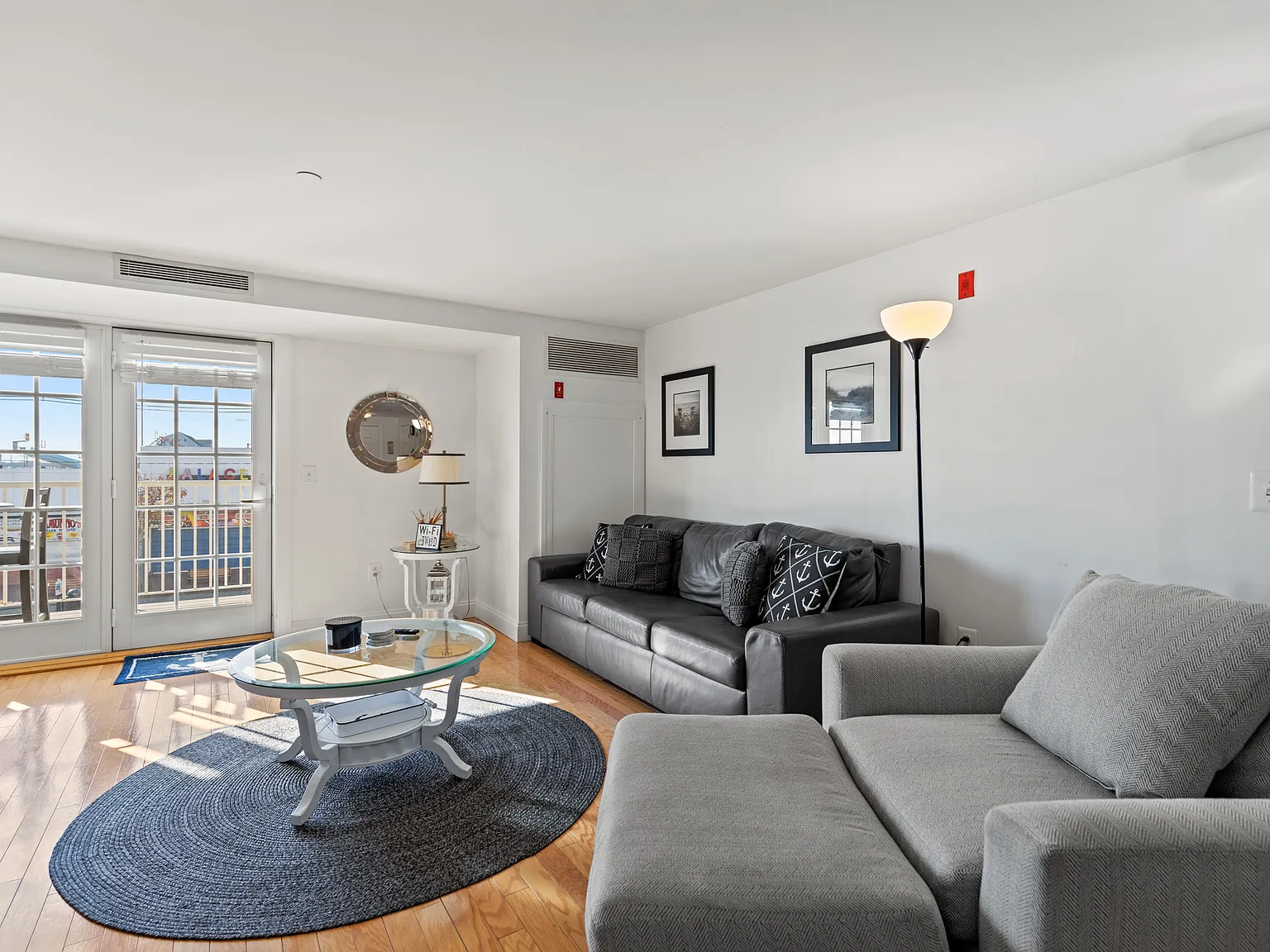 2 bed, 1248 sqft, $2,300 — Photo 3
