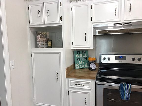 2nd image of 107 Dogwood Cir