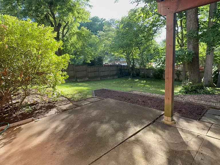 3710 Forest Grove Dr — Photo 38