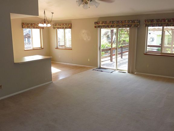 4th image of 807 South St