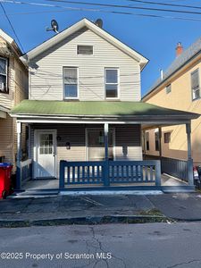 93 Washington St, Carbondale, PA, 18407