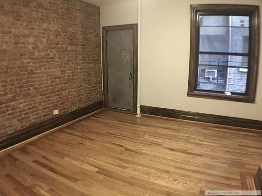 Rented by Sovereign Associates | media 18