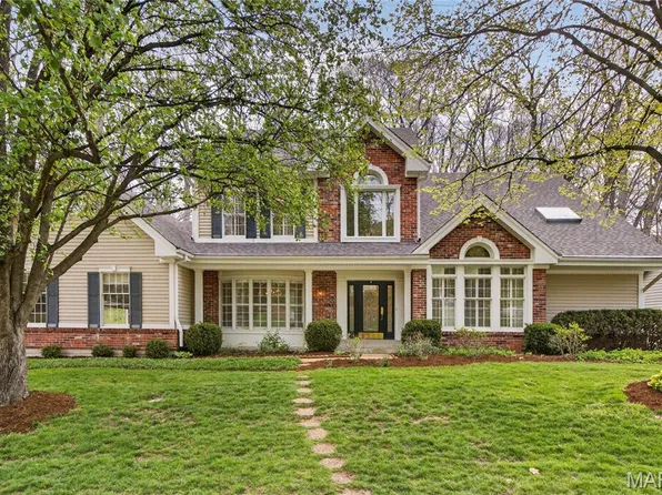 1747 Baxter Forest Valley Ct, Chesterfield, MO 63005