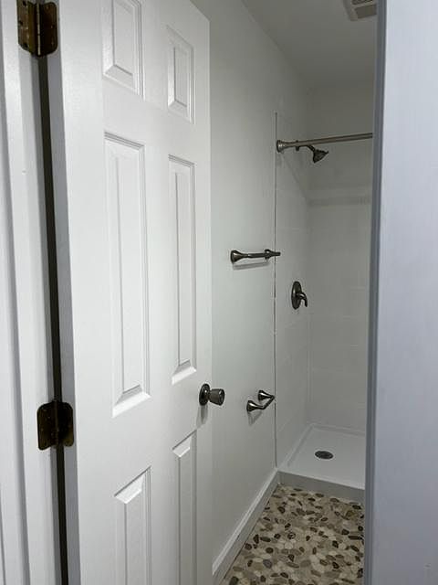 Walk in shower