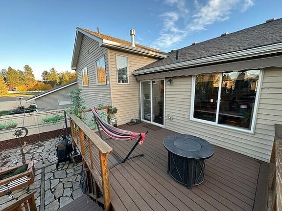 2nd image of 1319 W Kachess Ln