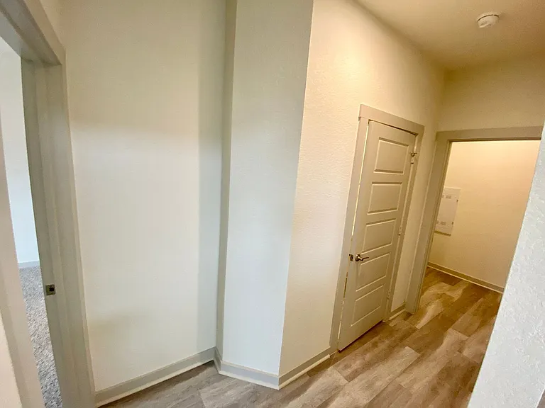 10210 Criswell Rd — Photo 9