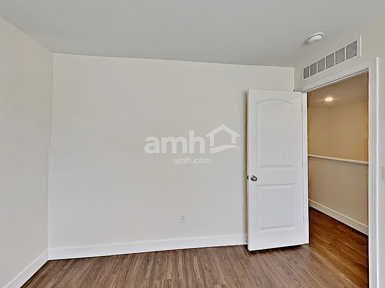 4457 Crestone Peak St — Photo 17