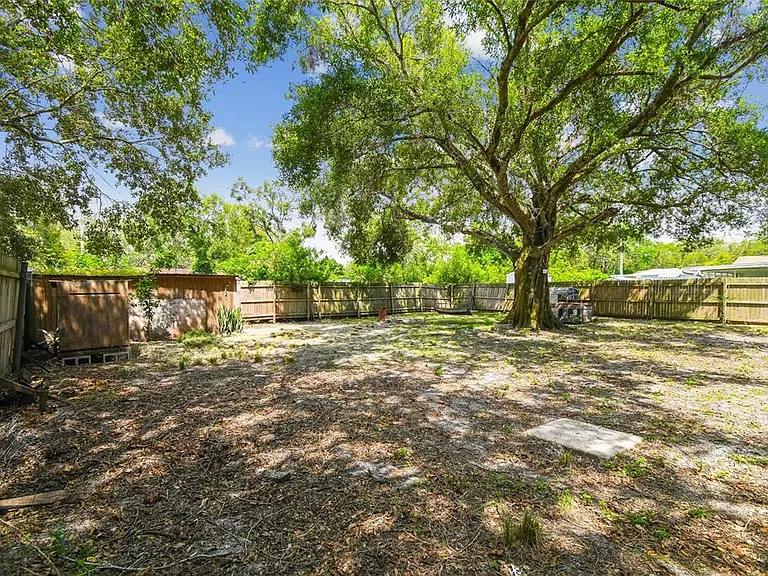 3679 Sugarcreek Dr — Photo 36