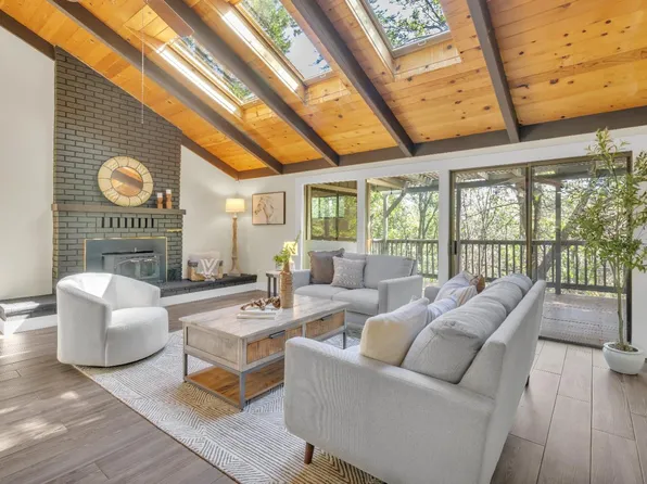5539 Crestline Dr, Foresthill, CA 95631