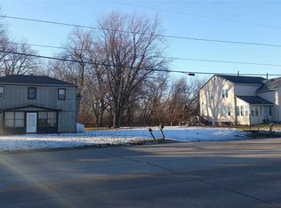 3081 Jackson St, Oshkosh, WI 54901