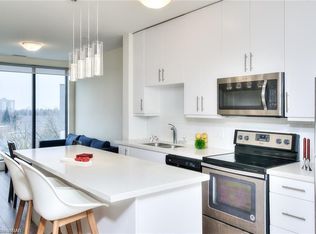 690 King St W #622, Kitchener, ON N2G0B9