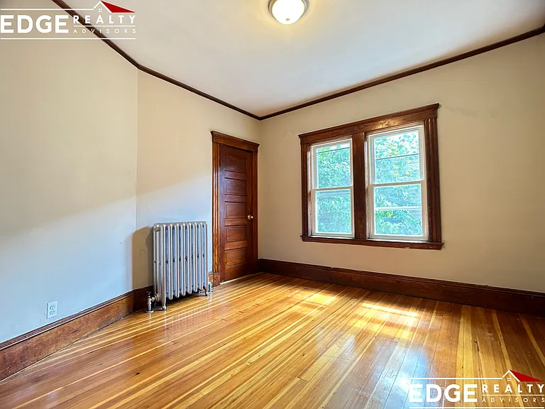 139 Edenfield Ave — Photo 6