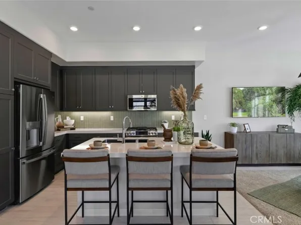 915 Poppy Ct, Montebello, CA 90640