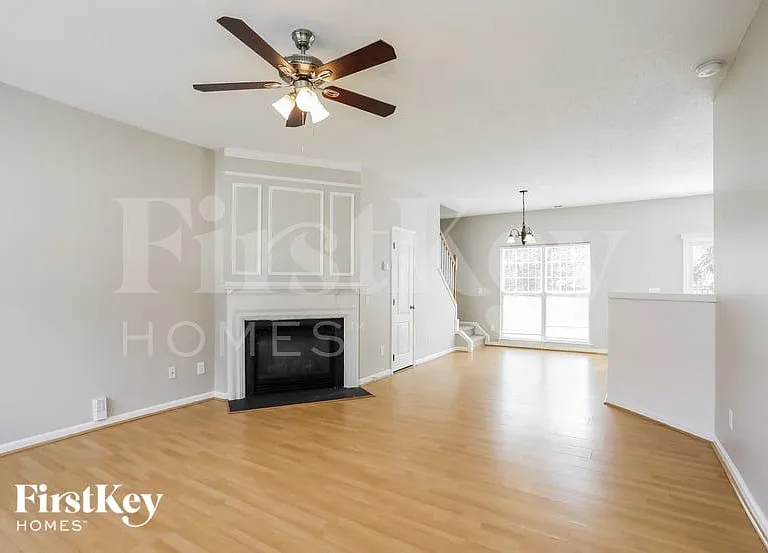 5521 Scenic Brook Ln — Photo 3