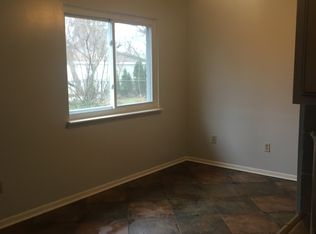 23122 Tuck Rd, Farmington Hills, MI 48336