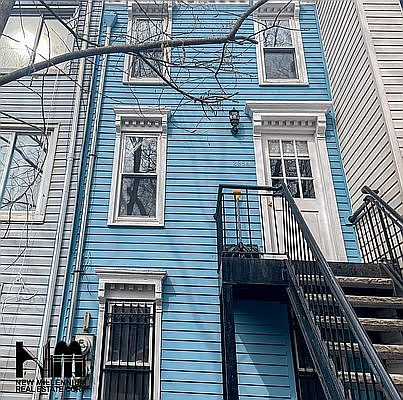 1st image of 285A 14th St #1
