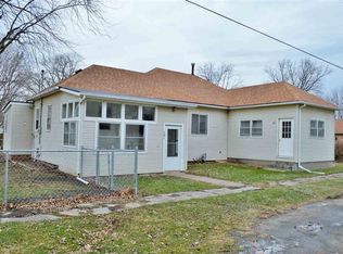 201 3rd Ave, Sherrard, IL 61281