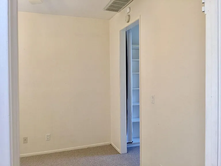 170 N Sierra Bonita Ave #12 — Photo 11