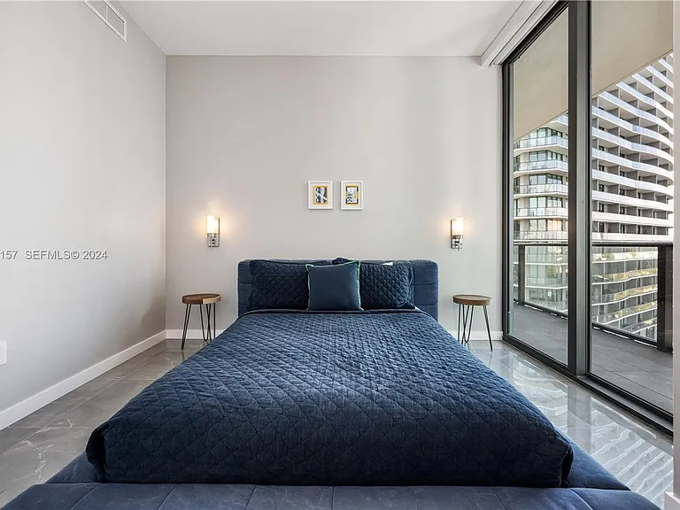 480 NE 31st St #1207 — Photo 6