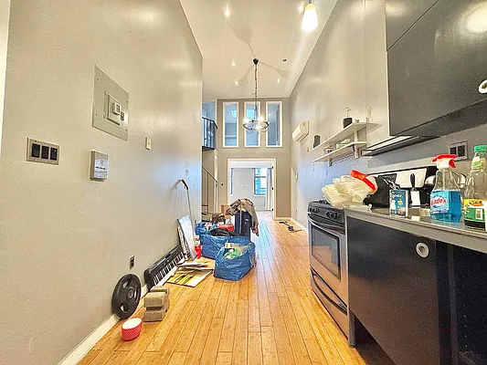 Rented by Doorway NYC, LLC | media 1