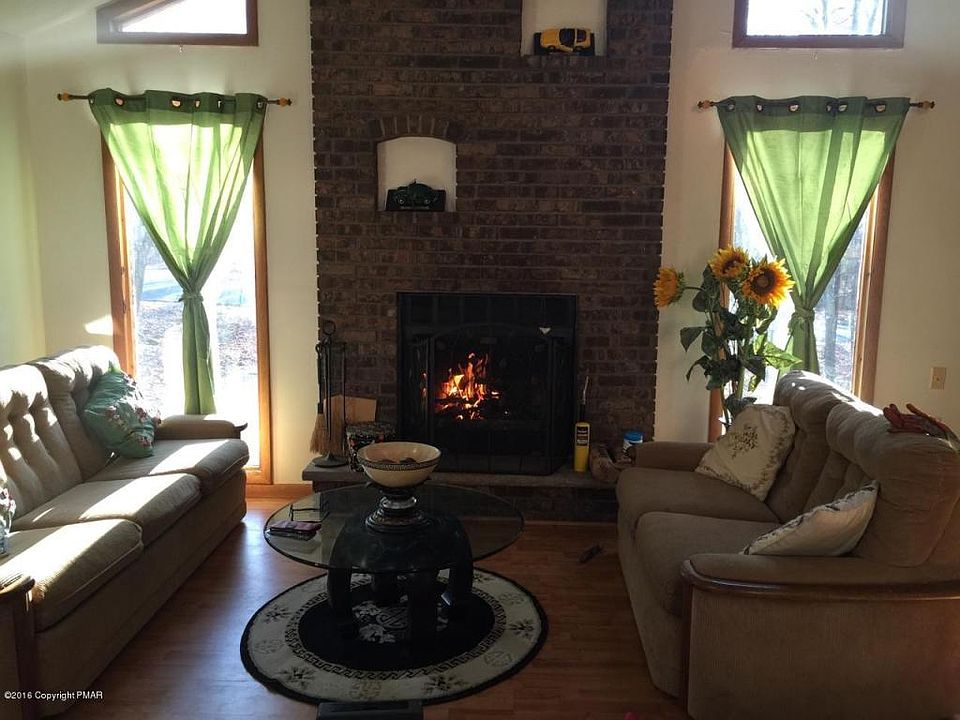 2nd image of 115 Mayfield Ct