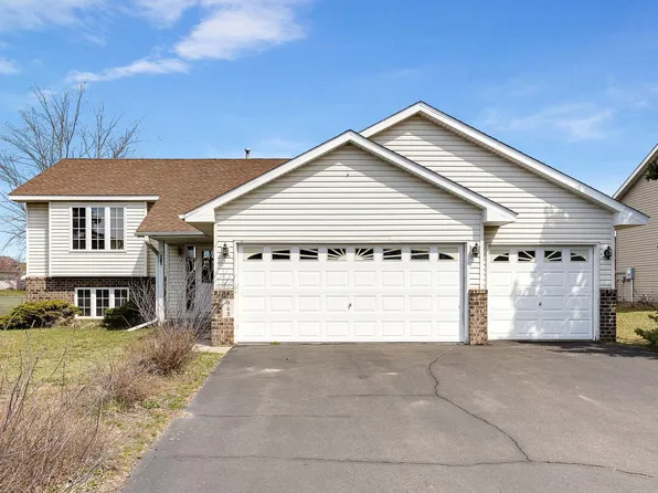 843 Plum Tree Ln, Somerset, WI 54025