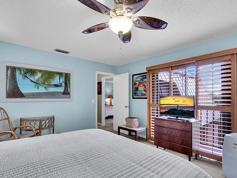 1420 Ocean Way #7D — Photo 29