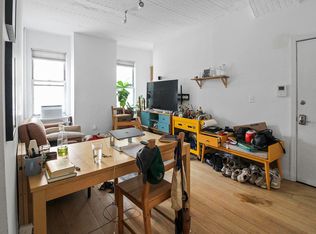 190 Norman Ave APT 1R, Brooklyn, NY 11222