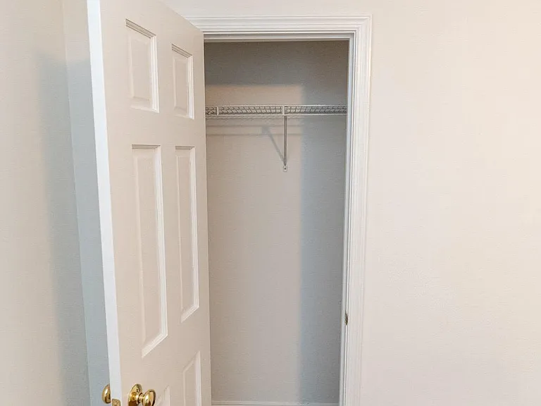 802 Travers St #4 — Photo 31