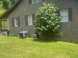 540 W Main St, Hindman, KY 41822