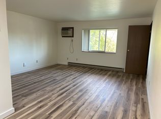 966 E Elm Dr #J, Little Chute, WI 54140