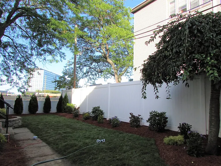 15 Vermont Ave #1 — Photo 10