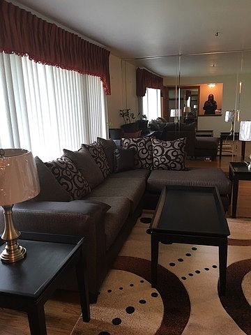 2nd image of 503 Marquette Ave