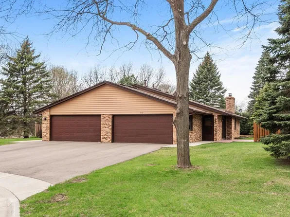 7101 Robinwood Bay, Woodbury, MN 55125
