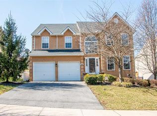 6959 Hearth Ln, Macungie, PA 18062
