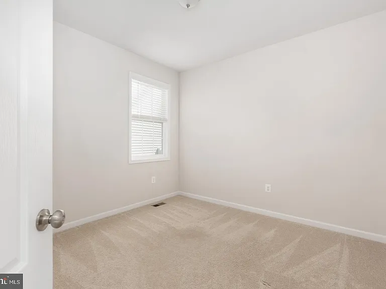 9627 Hillcrest Dr — Photo 26