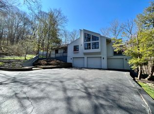 2390 Elstun Rd, Anderson Twp, OH 45230