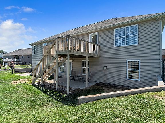5th image of 2334 Berkley Dr