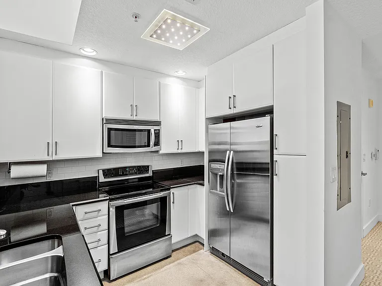 701 S Olive Ave #119 — Photo 7