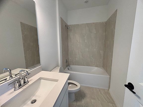 4th image of 9323 SW Lorenzo Way