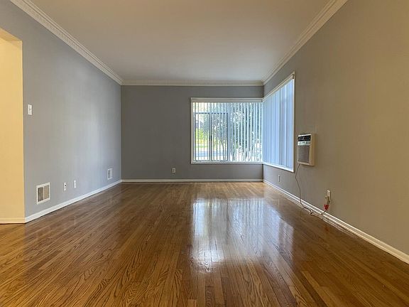 4th image of 4700 Los Feliz Blvd APT 3