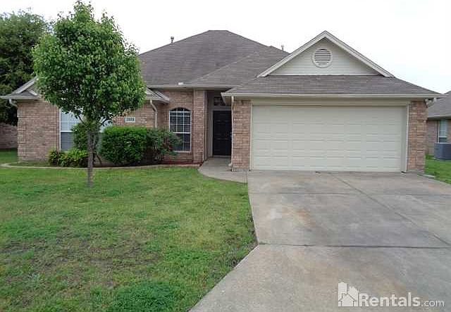 1st image of 2020 Brooke Dr